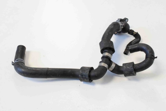 Furtun de lichid de răcire VW SHARAN 7N1, 7N2 2010 OEM: 5N0122157 10011380