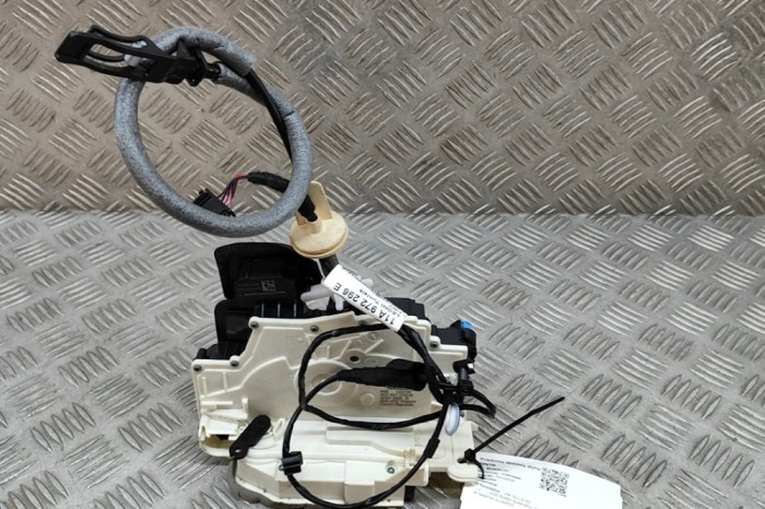 &Icirc;ncuietoare ușă dreapta față VW ID.5 E39 2022 OEM: 4K2837016M,11A972296E 23090157