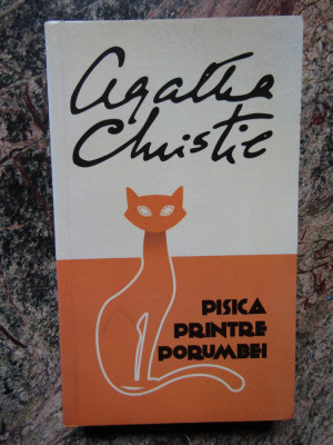 Agatha Christie - Pisica printre porumbei foto