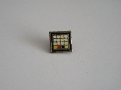 QW9 J 21 - Insigna - tematica cromatica foto