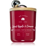DW Home Farmhouse Spiced Apple &amp; Cinnamon lum&acirc;nare parfumată 241 g