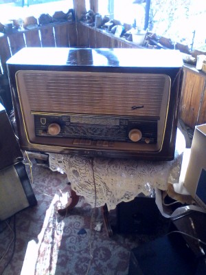 Vechi Aparat de Radio Pe Lampi Philips Sirius 403 An 1960-61 foto