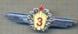 Y 54 INSIGNA - MILITARA - AVIATIE -SPECIALIST DE CLASA-URSS -PENTRU COLECTIONARI