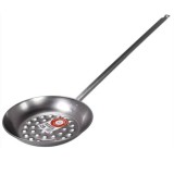 Tigaie cu gauri pentru prajit copt castane, diametru 28 cm, otel, maner lung, 70 cm, La Ideal, Garcima, GRC10738