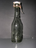 Sticla cu dop de portelan, inscriptionata in relief, 250 ml