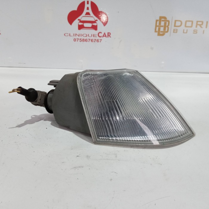 Semnalizare fata dreapta Citroen Xantia 1998 AX01980