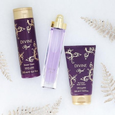 Set femei Divine Royal - Parfum, Crema de dus, Lotiune corp - Oriflame - Nou foto