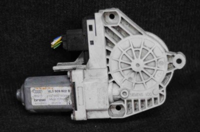 Motor macara geam ușă dreapta față AUDI Q7 4L 2008 OEM: 4L0959802B 1716801 foto