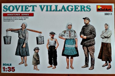 SOVIET VILLAGERS - MINI ART Cod 38011 Scara 1/35 Număr piese 50 DIORAMA MACHETA FIGURINE ASAMBLARE HOBBY WWII SOLDAȚI GERMANI AMERICANI RUȘI foto