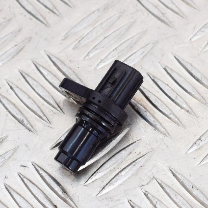 Senzor de poziție ax cu came TOYOTA YARIS _P13_ 2013 OEM: 0470-11N14 1808212