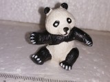 bnk jc Bullyland - figurina urs panda - asemanatoare Kinder