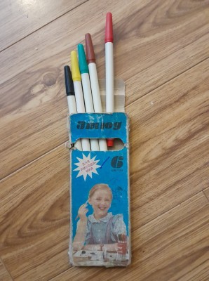 Lot carioci perioada comunista, cutie originala, rusesti, scolare, copilarie foto