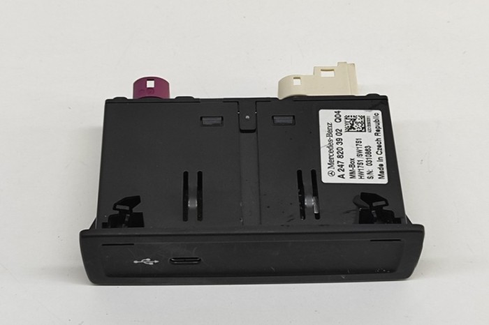 USB MERCEDES-BENZ A W177 2019 OEM: A2478203902 28516680