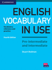 English Vocabulary in Use Pre-Intermediate and Intermediate Book with Answers: Vocabulary Reference and Practice foto