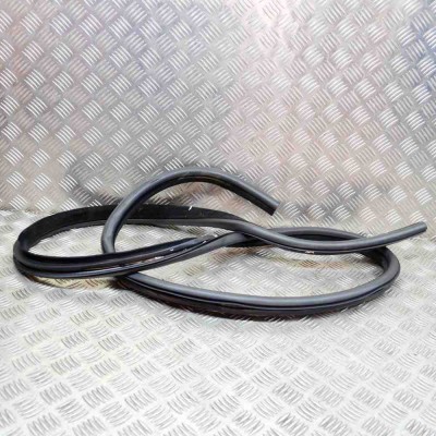 Garnitura ușă dreapta spate JAGUAR F-PACE X761 2020 OEM: HK83-253A10-A foto