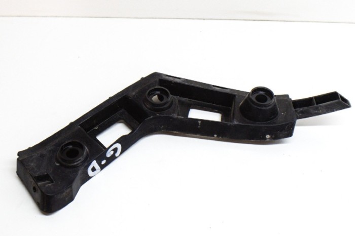 Suport bara de protecție dreapta spate VW GOLF VII 5G1, BQ1, BE1, BE2 2015 OEM: 5G6807394 11509364