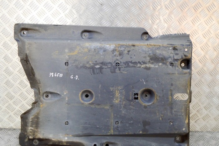 Scut motor st&acirc;nga spate NISSAN QASHQAI II J11, J11_ 2014 OEM: 74815-4EA0A 17674957