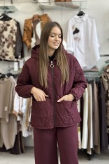 Geaca dama scurta bordo cu gluga si buzunare