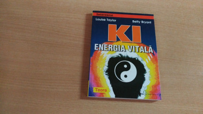 KI ENERGIA VITALA - LOUISE TAYLOR SI BETTY BRYANT foto