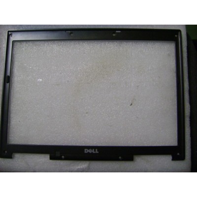 Rama - bezzel capac lcd laptop si Capac display laptop Dell Latitude D830 foto