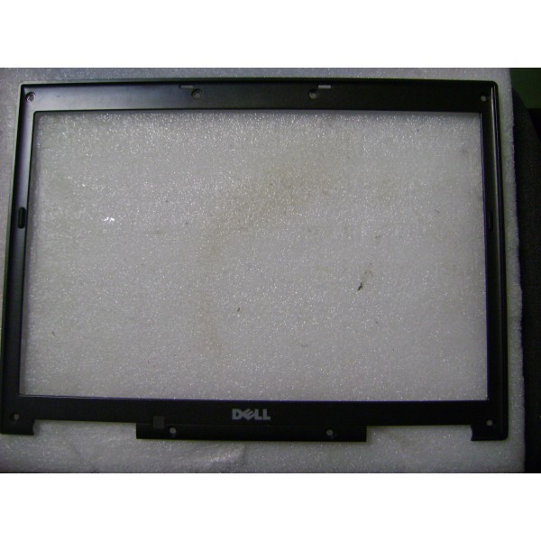 Rama - bezzel capac lcd laptop si Capac display laptop Dell Latitude D830