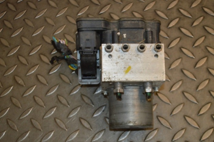 Pompa ABS LAND ROVER RANGE ROVER VELAR L560 2018 OEM: J8A2-14F447-ED 14477225