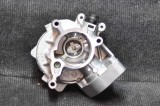 Pompa de vacuum AUDI A3 Sportback 8VA, 8VF 2015 OEM: 06L145100B 1429433