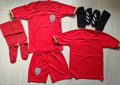 ECHIPAMENTE COMPLETE FOTBAL COPII 10/14 ANI,ROMANIA,MODEL NOU