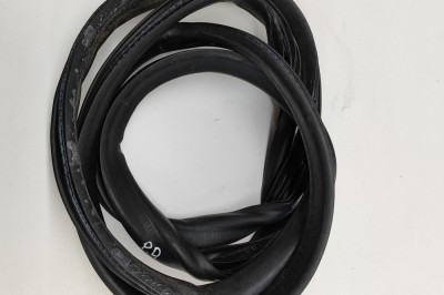 Garnitura ușă dreapta față VOLVO XC60 2016 OEM: 31424324 | 21856080 foto