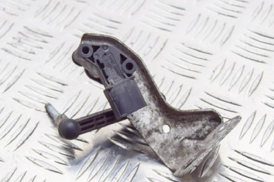 Senzor de nivel &amp;icirc;nălțime dreapta spate TESLA MODEL S 2014 OEM: 1027976-00-A,6006526-00-B 11539006 foto