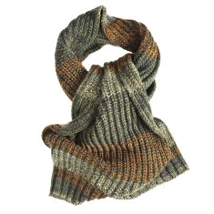 Fular casual in degrade verde si accente ruginii