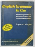 ENGLISH GRAMMAR IN USE ,...FOR INTERMEDIATE STUDENTS , WITH ANSWERS by RAYMOND MURPHY , 1986 , * PREZINTA URME DE UZURA