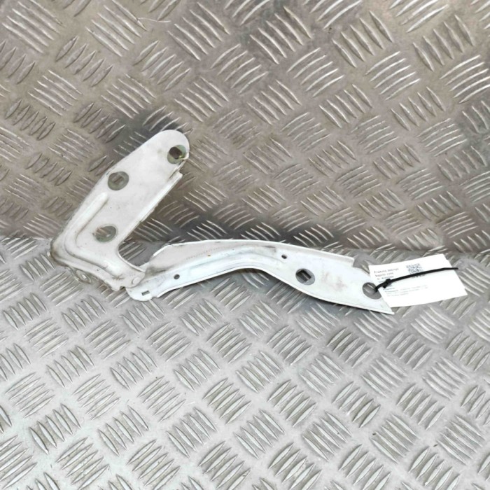 Balama capota dreapta față PORSCHE CAYENNE 92A 2014 OEM: 7P5823302C,7P5.823.302.C 24565064