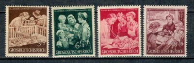 Deutsches Reich 1944 - Mama si copilul, serie neuzata foto