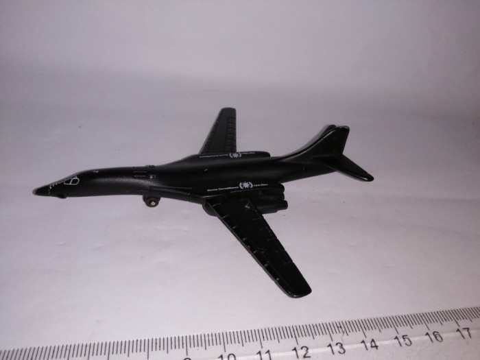 bnk jc Matchbox - avion Boeing B-1B Lancer