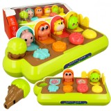 Jucarie senzoriala pentru bebelusi WePro Store, Ferma cu Animale, butoane cu joc de-a v-ati ascunselea, motricitate, curiozitate, fluier, 18 luni +