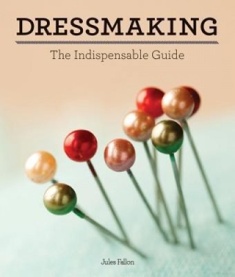 Dressmaking: The Indispensable Guide foto