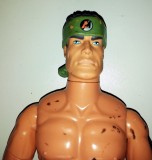 Cumpara ieftin LOT 4 JUCARII VINTAGE FIGURINA HASBRO , MASINUTA ....