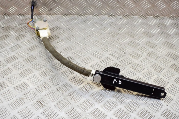 Reglaj &icirc;nălțime centura dreapta față AUDI A8 D3 4E2, 4E8 2003 OEM: 4D0857833,404.840 13937666