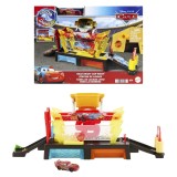 CARS Set Joaca Spalatorie Auto Color Changers cu Masinuta Fulger McQueen Inclusa | Jucarie Copii Baieti