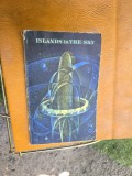 ISLANDS in THE SKY - Arthur C. Clarke