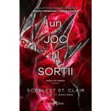 Un joc al sortii (vol. 1 din seria Saga lui Hades) - Scarlett St. Clair