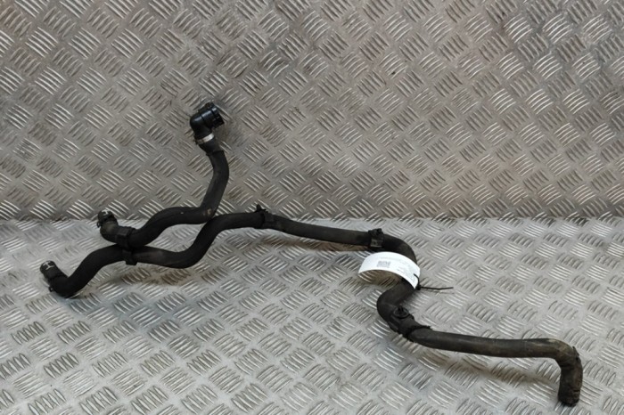 Furtun de lichid de răcire LAND ROVER RANGE ROVER VELAR L560 2020 OEM: HK83-7752-AD 22309262