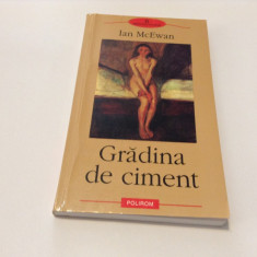 Ian McEWAN - GRADINA DE CIMENT-R15