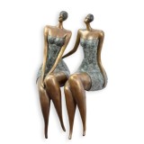 Doua femei-statueta moderna din bronz TBB-131