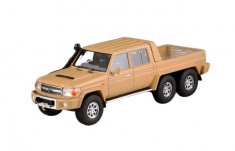 Macheta Land Cruiser 6x6 , 1:32 foto