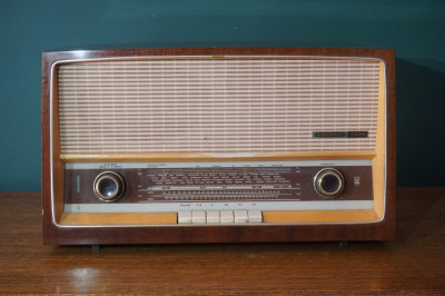 Radio Vintage Grundig 2440 foto