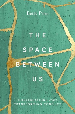 The Space Between Us: Conversations about Transforming Conflict foto