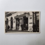Vitrina Librariei Cartea Romaneasca A. Nestorescu din Gherla, fotografie CP atelier "Ilustratia Gherla", 1934, animata