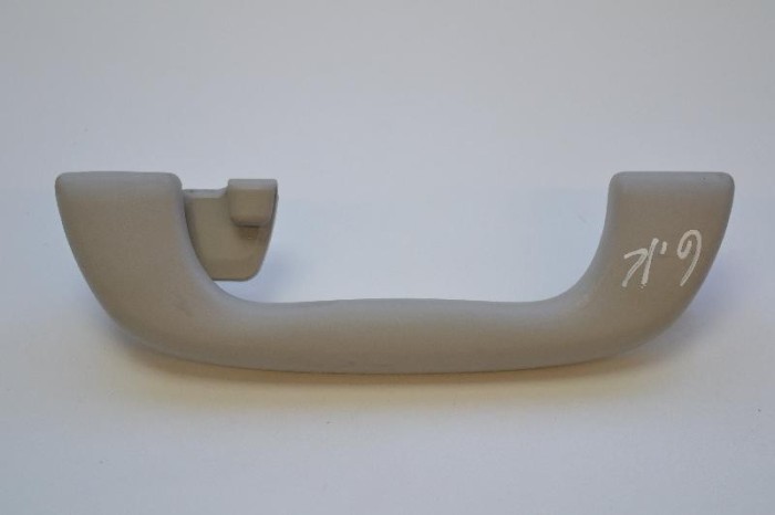 M&acirc;ner plafon st&acirc;nga spate SUBARU OUTBACK BR 2010 2106894